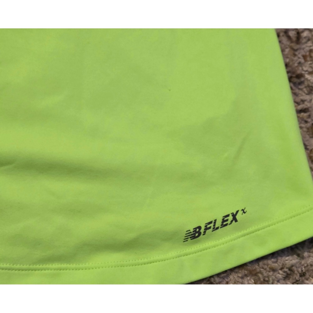 New Balance Trinamic Fluorescent Jacket Women's Size Large Green Finger Holes - Picture 5 of 10